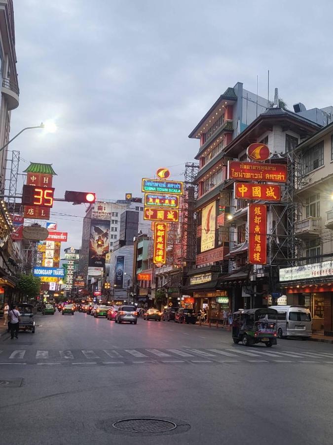 Beb Silom Condolette Бангкок Экстерьер фото